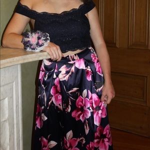 ☀︎︎Two-piece Floral Off the shoulder Prom Dress☀︎︎